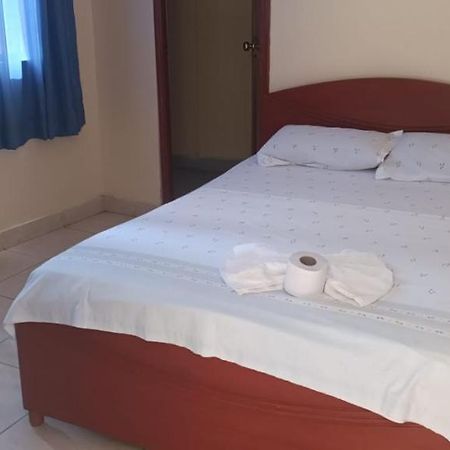 Morales Inn Tarapoto Eksteriør billede